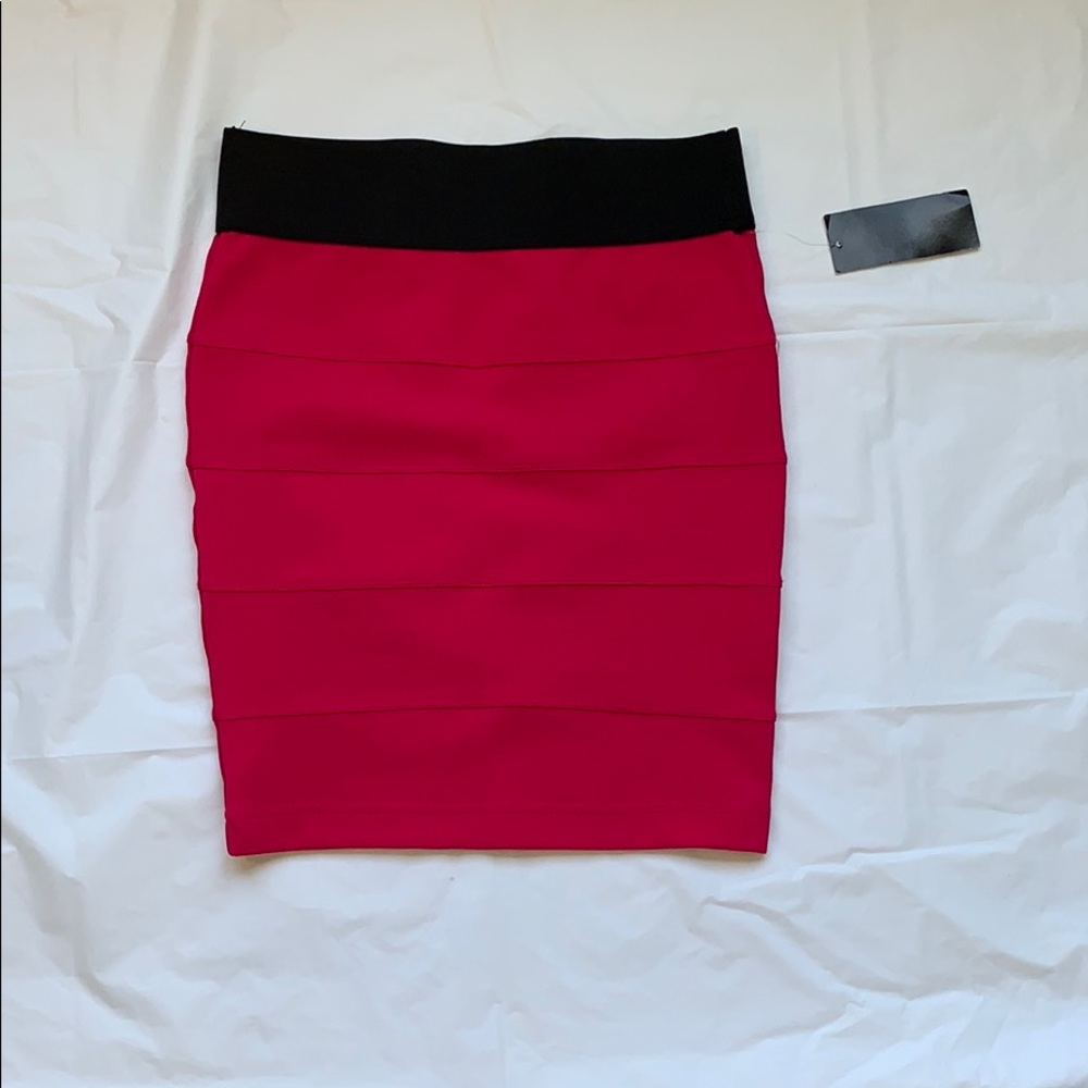 Stooshy Bright Rose skirt. NWT